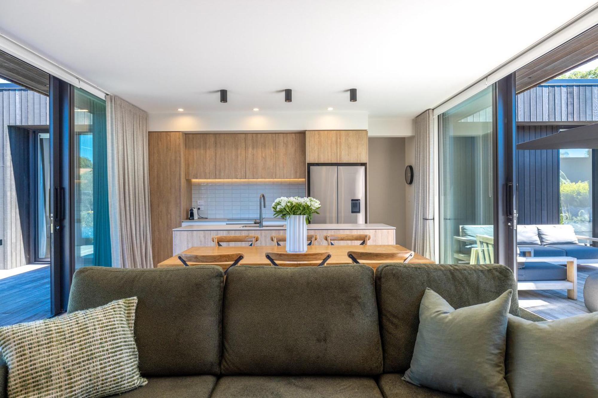 Wavesong Mahe Villa Onetangi ภายนอก รูปภาพ