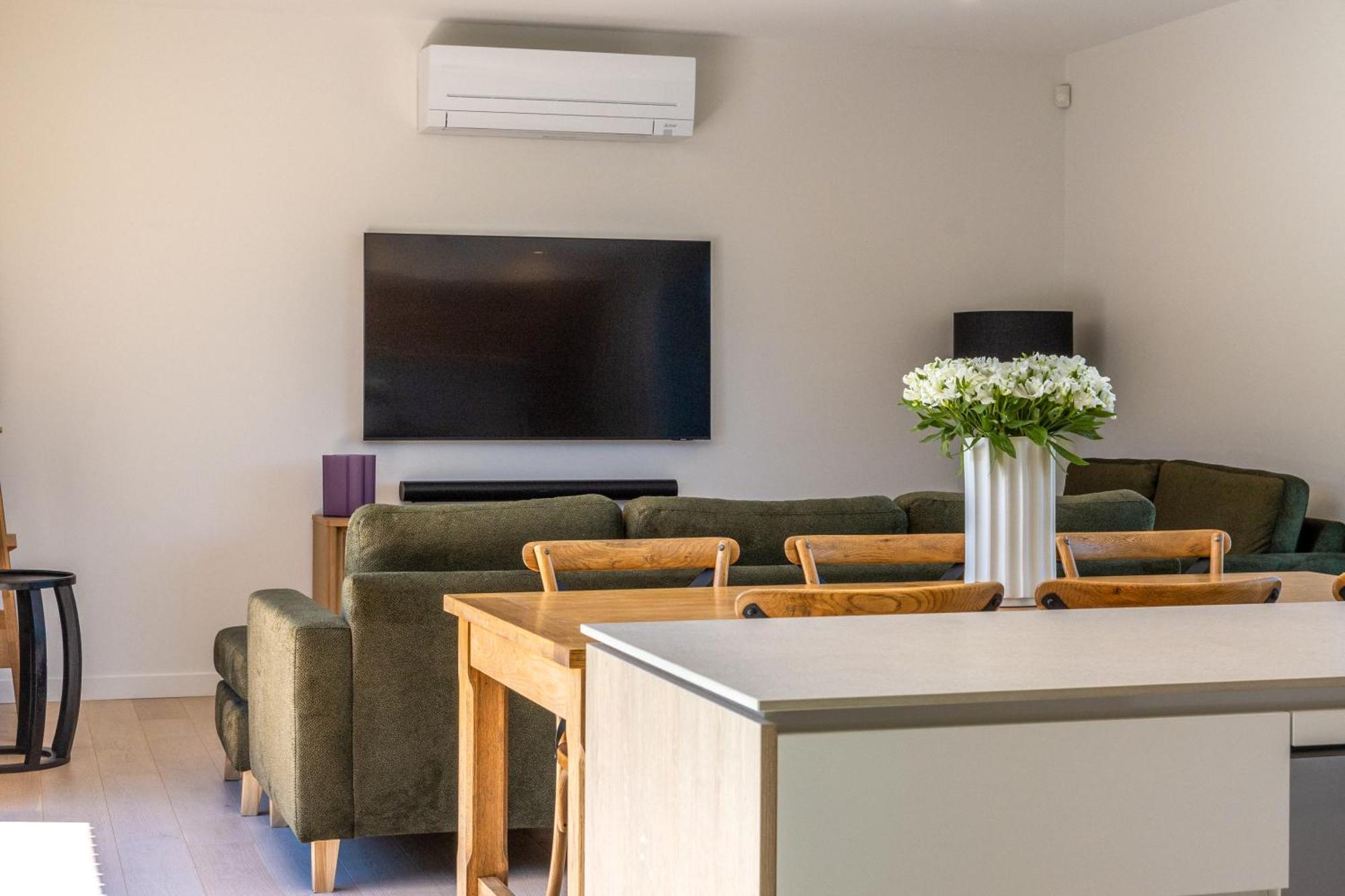 Wavesong Mahe Villa Onetangi ภายนอก รูปภาพ